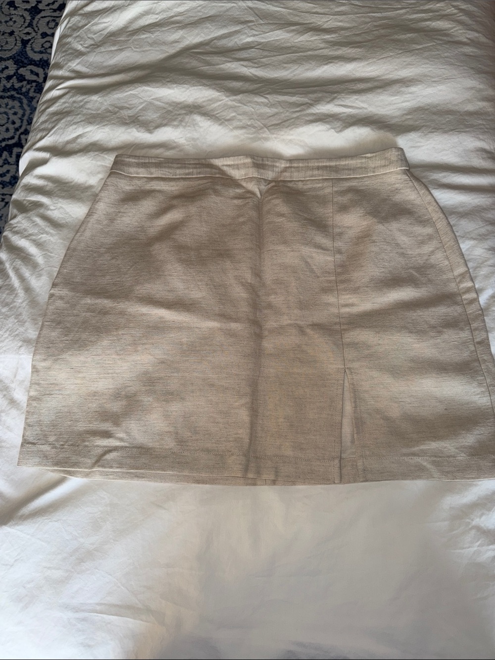 Aritzia Wilfred linen mini skirt - oat